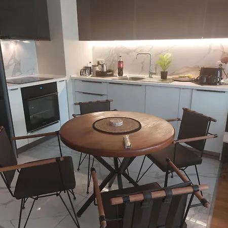 Lina Diamond Apartamento Escópia